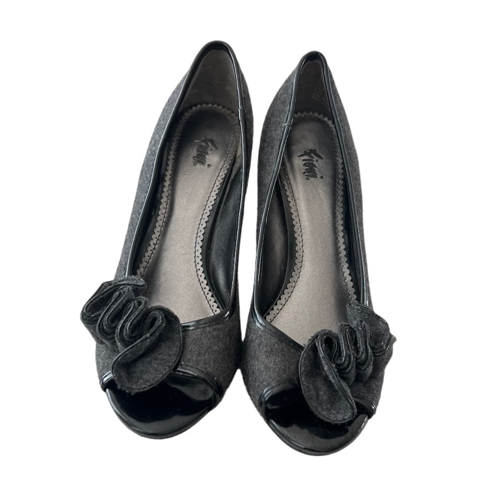FIONI Gray Felt Slip On Design Shoes